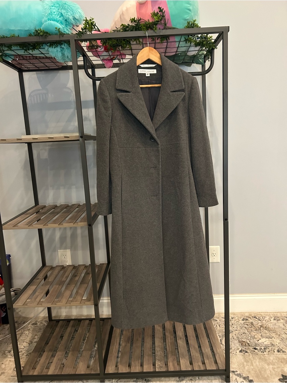 1990's old money Larry Levine Grey 100% Camel Hair Trench coat 8p vintage